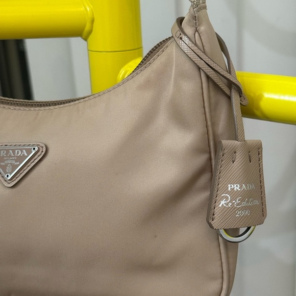 Prada Re-Edition 2005 Re-Nylon and Saffiano mini bag - Picture 3 of 9